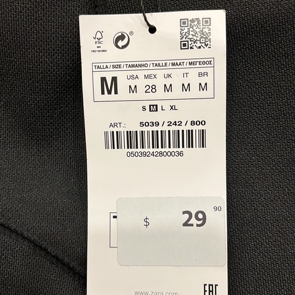 BNWT - Black Pencil Skirt - Picture 3 of 3